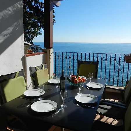 Carabeo, Nerja